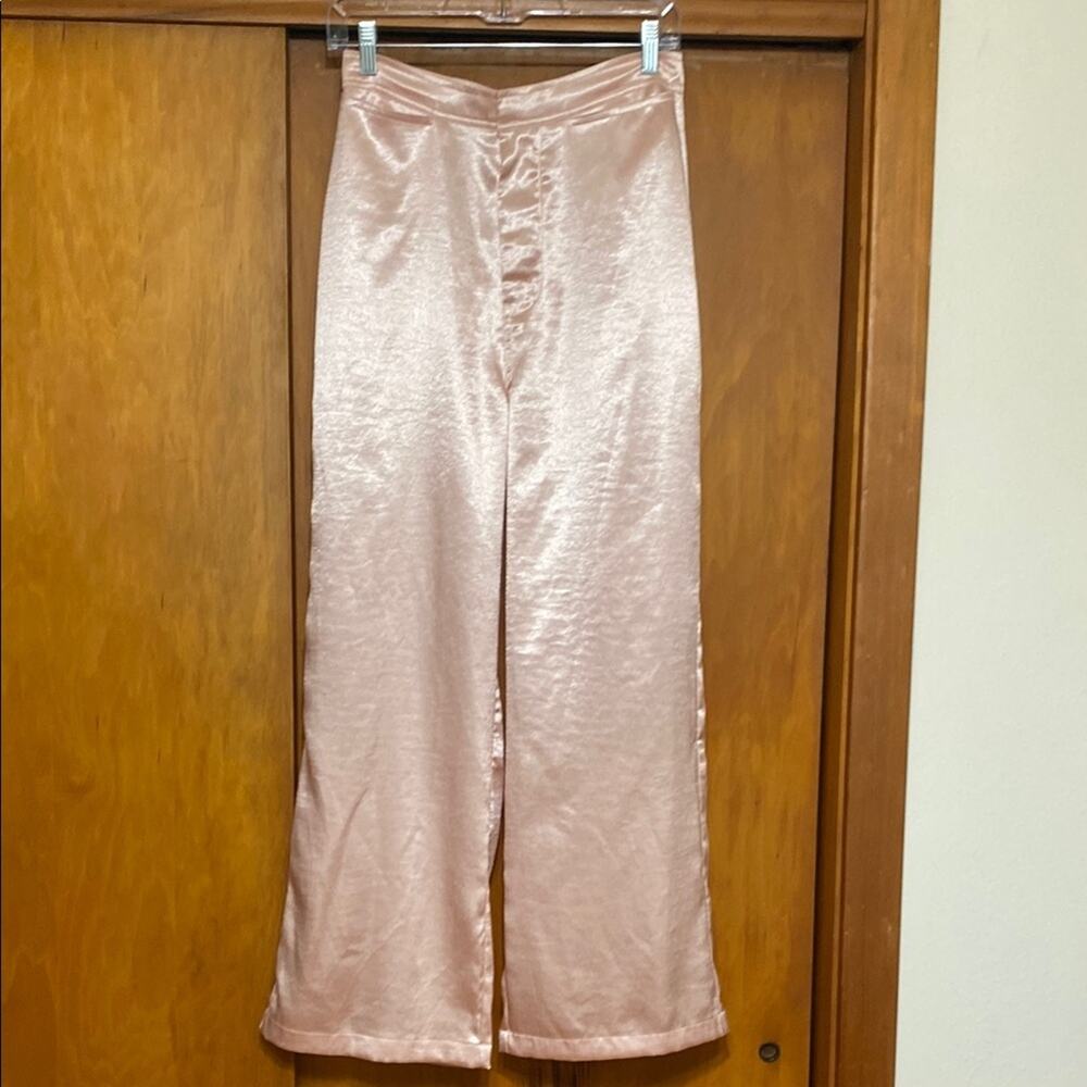 Double Zero Petal Pink Wide Leg Pants Satin High Waist -  27” Inseam - Medium